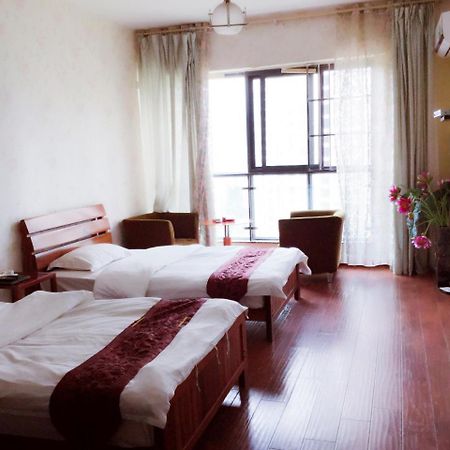 Nissi Holiday Hotel Куньмин Экстерьер фото