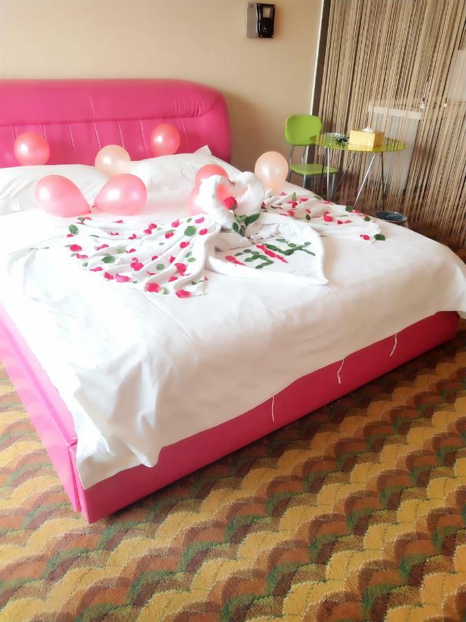 Nissi Holiday Hotel Куньмин Экстерьер фото